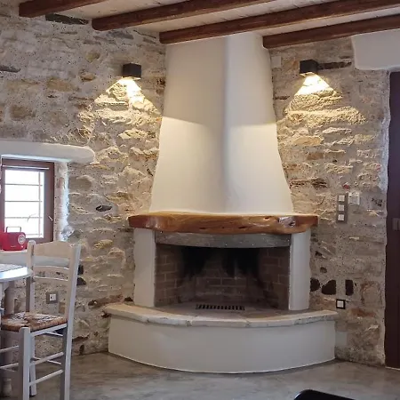 Hatzanario Apeiranthos *