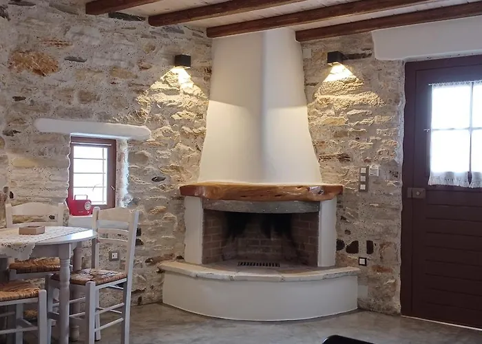 Hatzanario Apeiranthos *